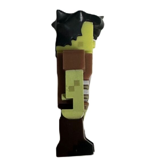 Minecraft Jazwares 2014 Terraria World Zombie Action Figure 3” Minecraft - Picture 3 of 10